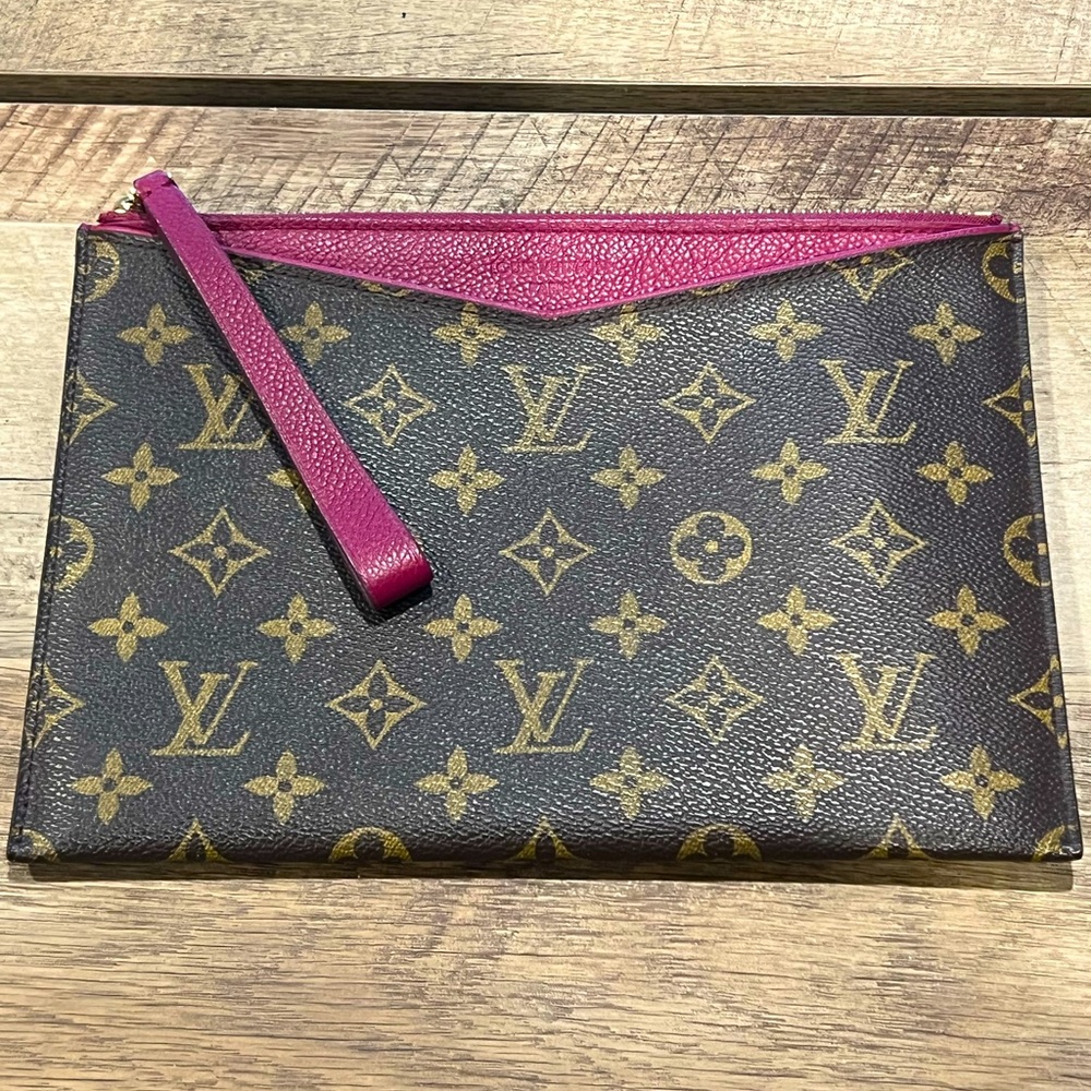 Louis Vuitton Aurore Monogram Canvas Pochette Pallas Clutch Bag